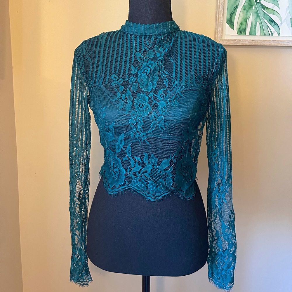 Lace long sleeve